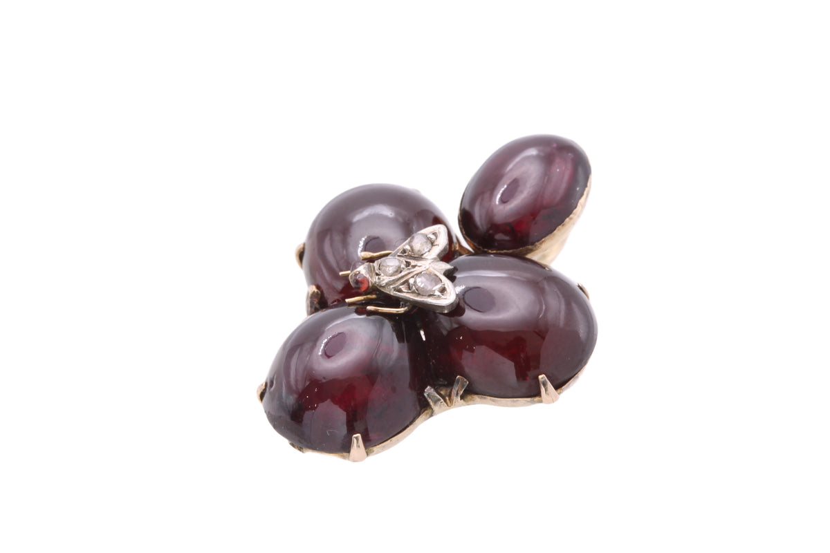 Antique Victorian 9ct Gold Garnet Flower Pendant with Diamond Fly c.1860 — view 19