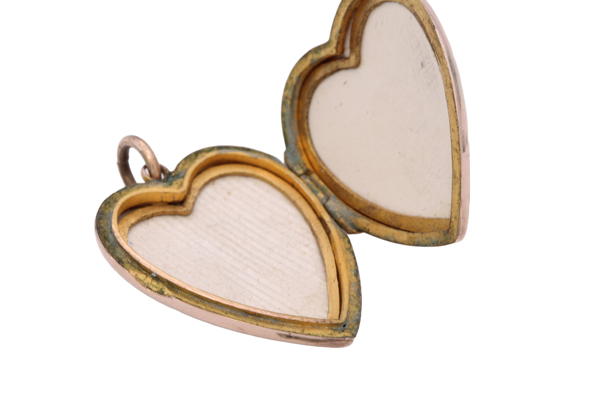 Antique Victorian 9ct Rose Gold Back & Front Engraved Heart Locket — view 15