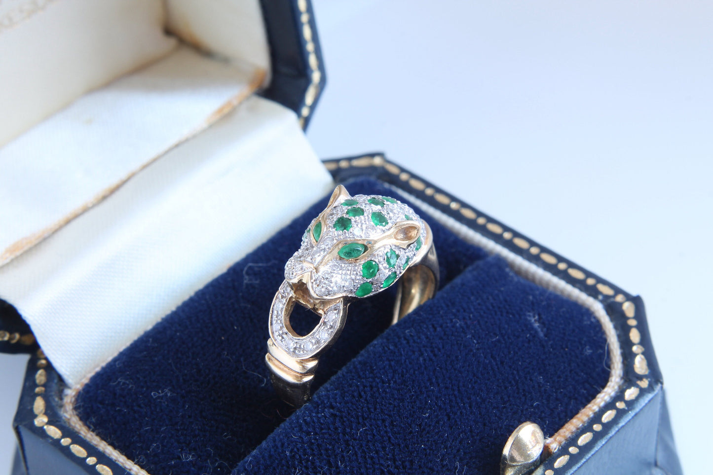 18ct Gold Diamond and Emerald Panther Ring