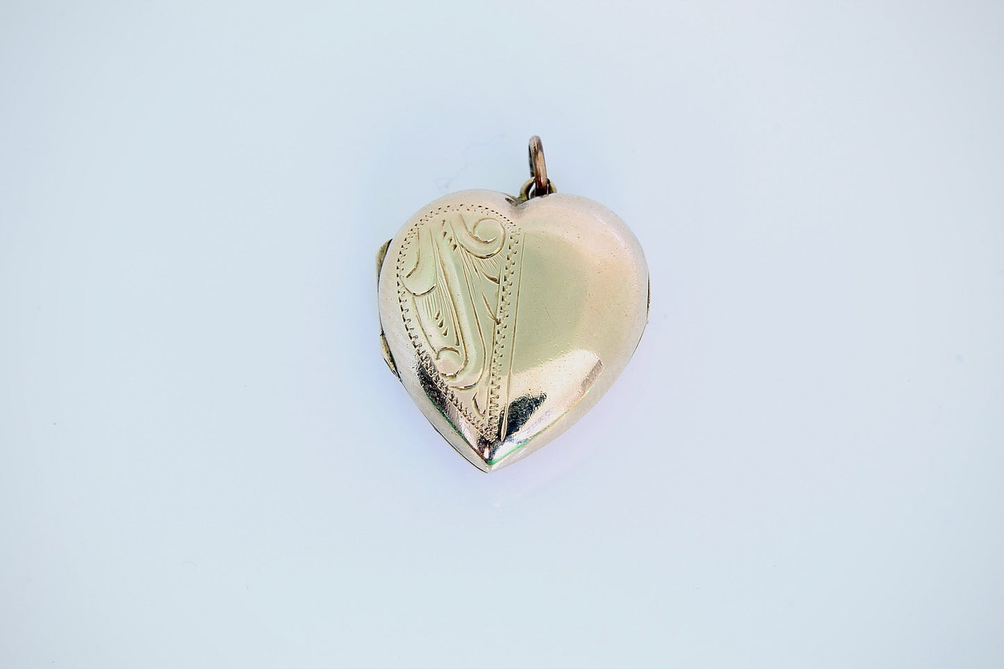 9ct Gold Art Deco Heart Locket