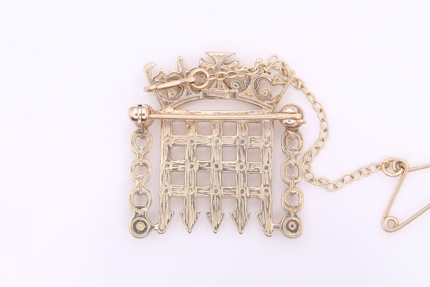 Vintage 9ct Gold London Portcullis Brooch - Ola Gorie