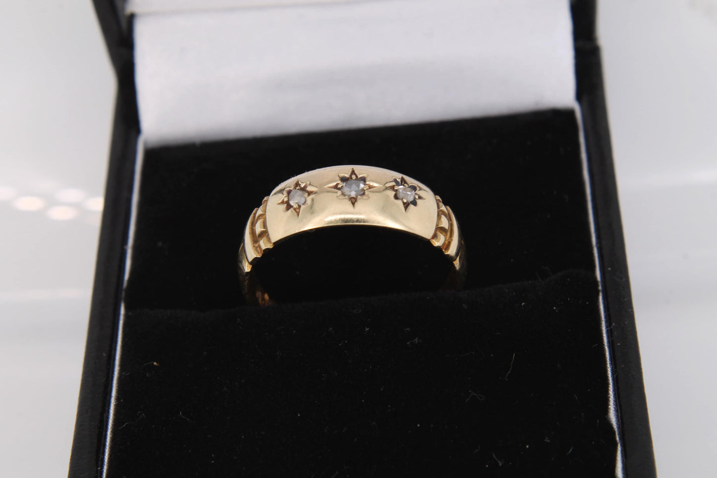 Antique Victorian 15ct Gold Diamond Gypsy Ring