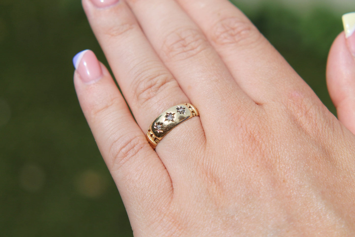 Antique Victorian 15ct Gold Diamond Gypsy Ring