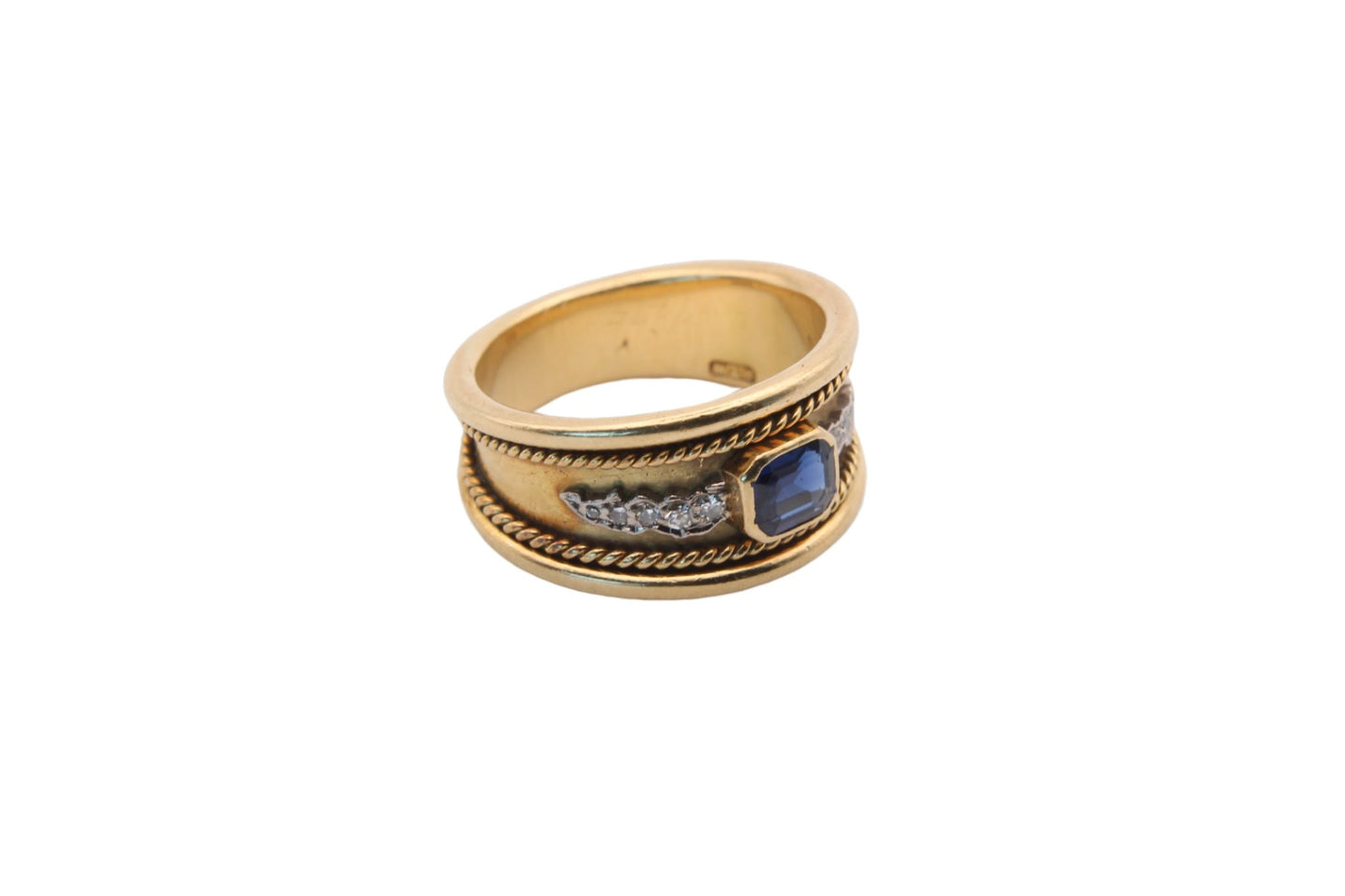 Vintage 18ct Gold Baguette Sapphire and Diamond Ring