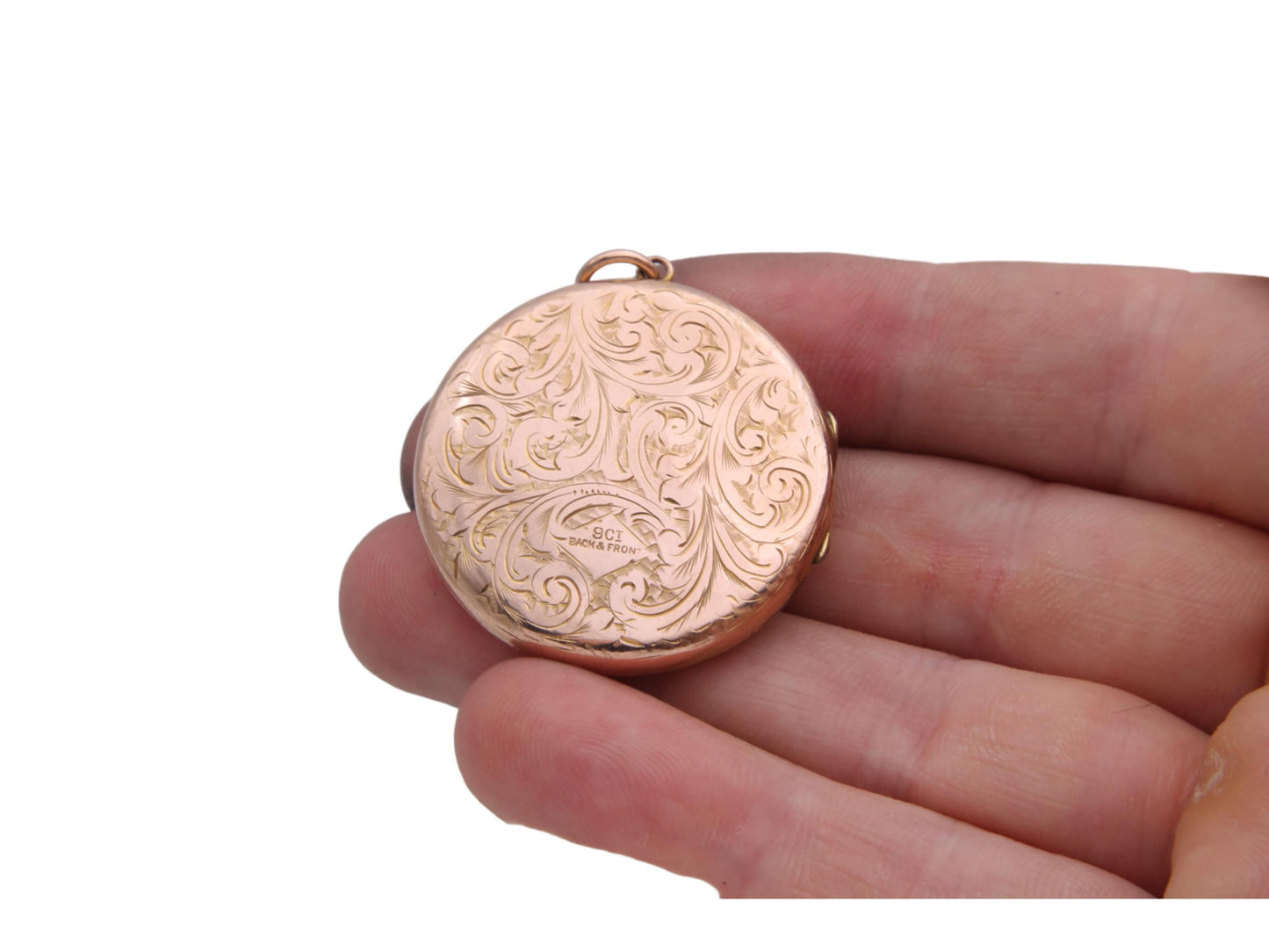 Antique-9ct-Gold-Chased-Locket