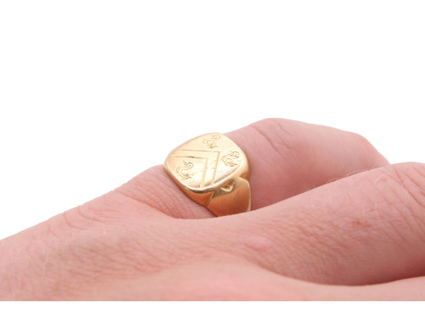Antique 18ct Yellow Gold Signet Ring Intaglio Duck Crest