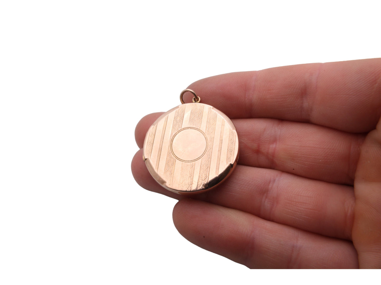 Antique-Edwardian-9ct-Gold-Locket