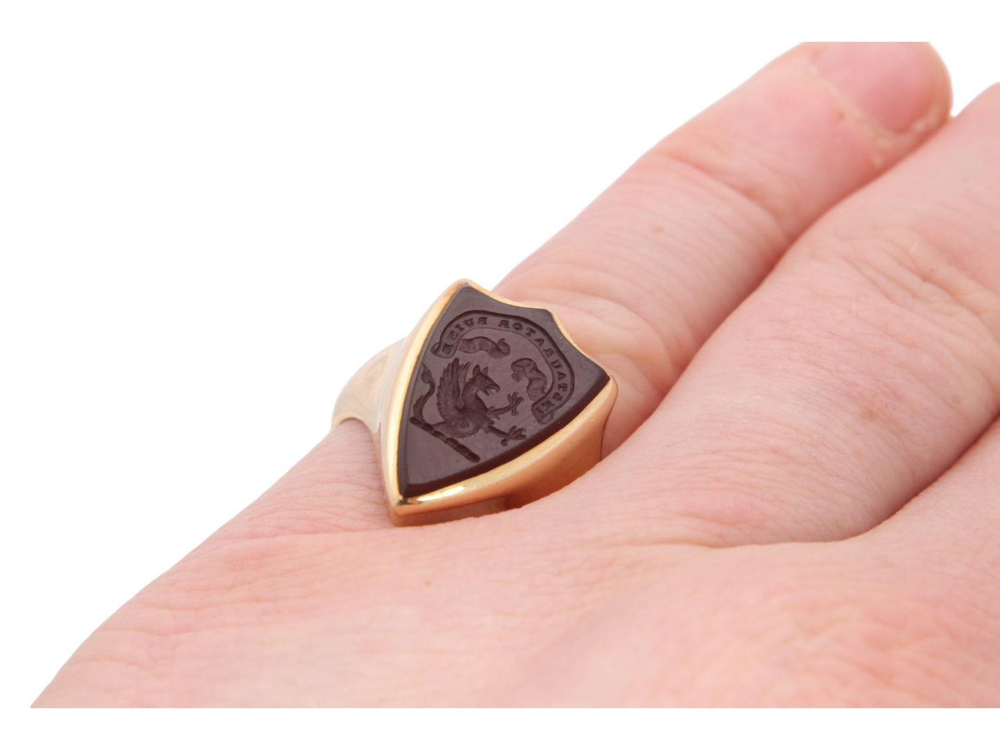 Antique 18ct Gold Carnelian Intaglio Shield Griffin Signet Ring