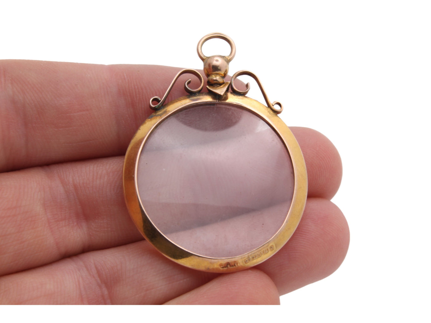 Antique-9ct-Gold-Glass-Photo-Locket-Pendant