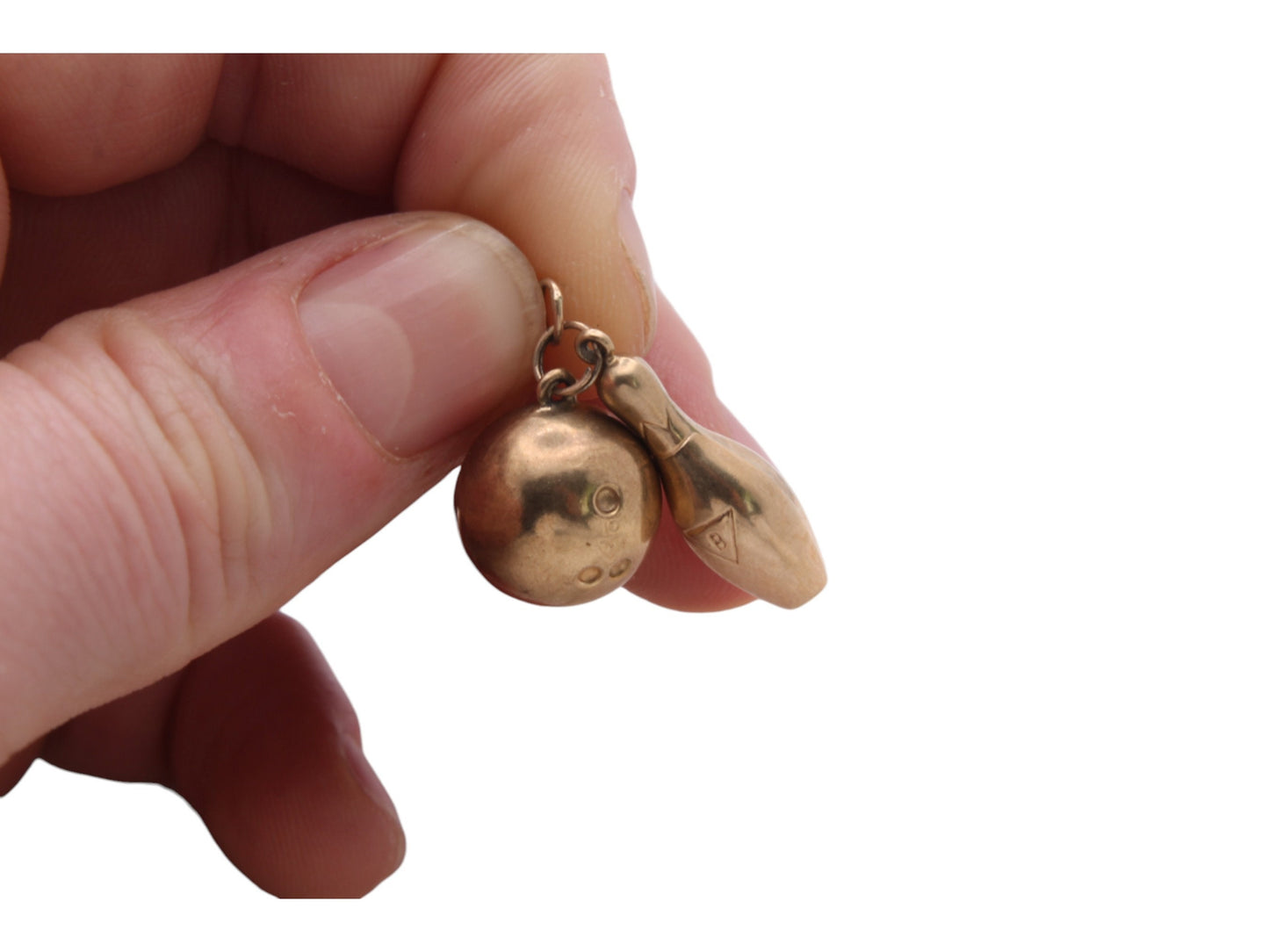 Vintage-9ct-Gold-Bowling-Ball-&-Pin-Charm
