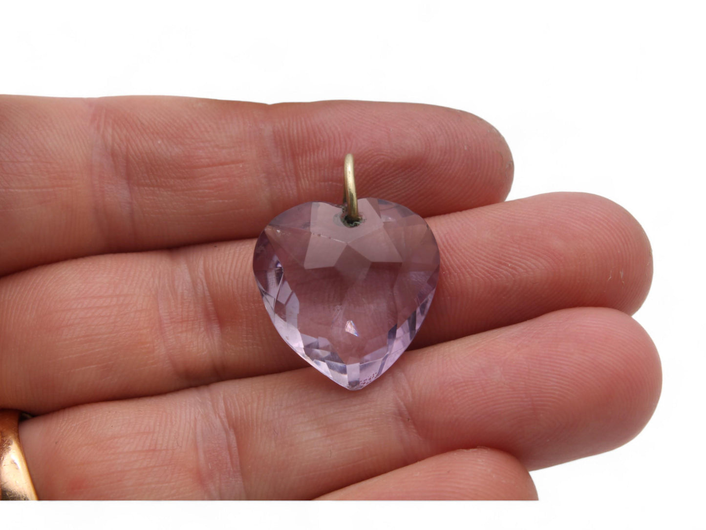 Antique-Faceted-Purple-Glass-Heart-Pendant