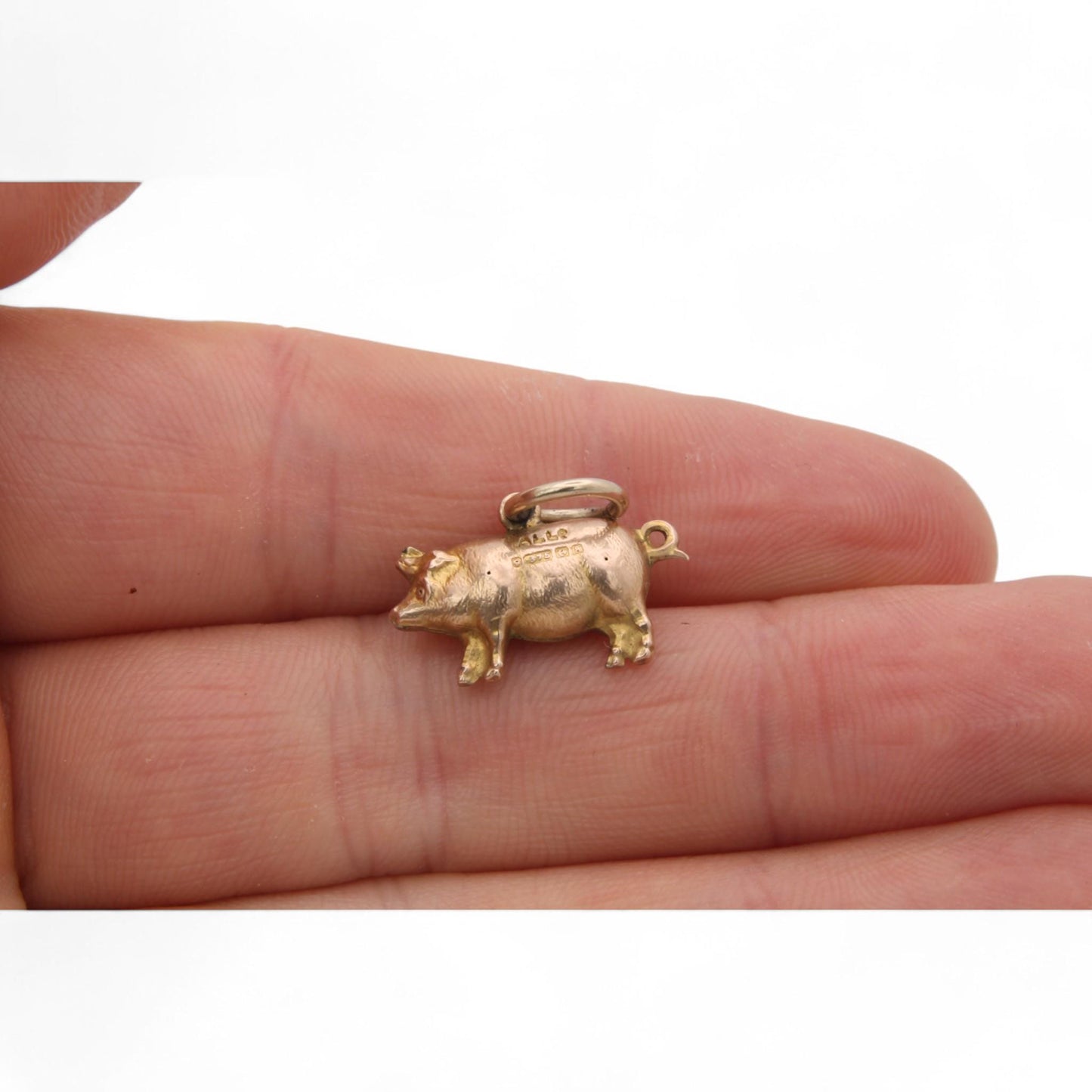 Antique-9ct-Gold-Pig-Charm,-1900
