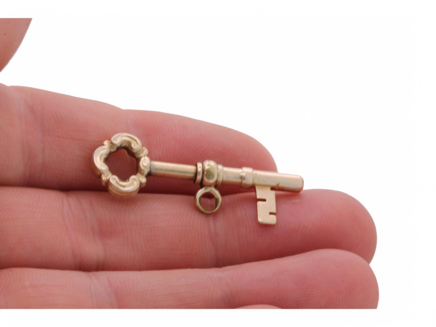 Antique-9ct-Gold-Propelling-Watch-Key-Pendant