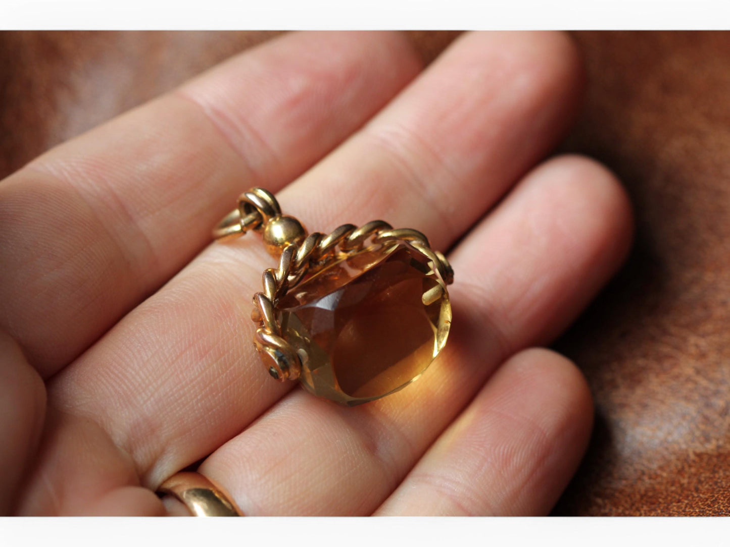 Antique 9ct Gold Faceted Citrine Spinner Pendant