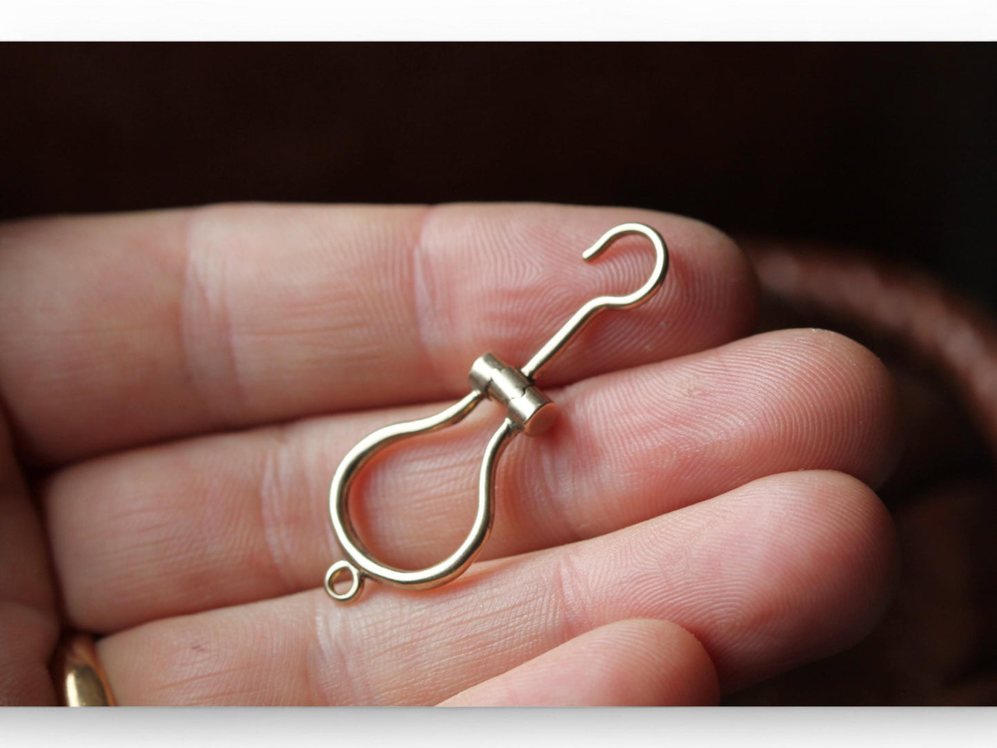 Antique-9ct-Gold-Folding-Button-Hook-Pendant