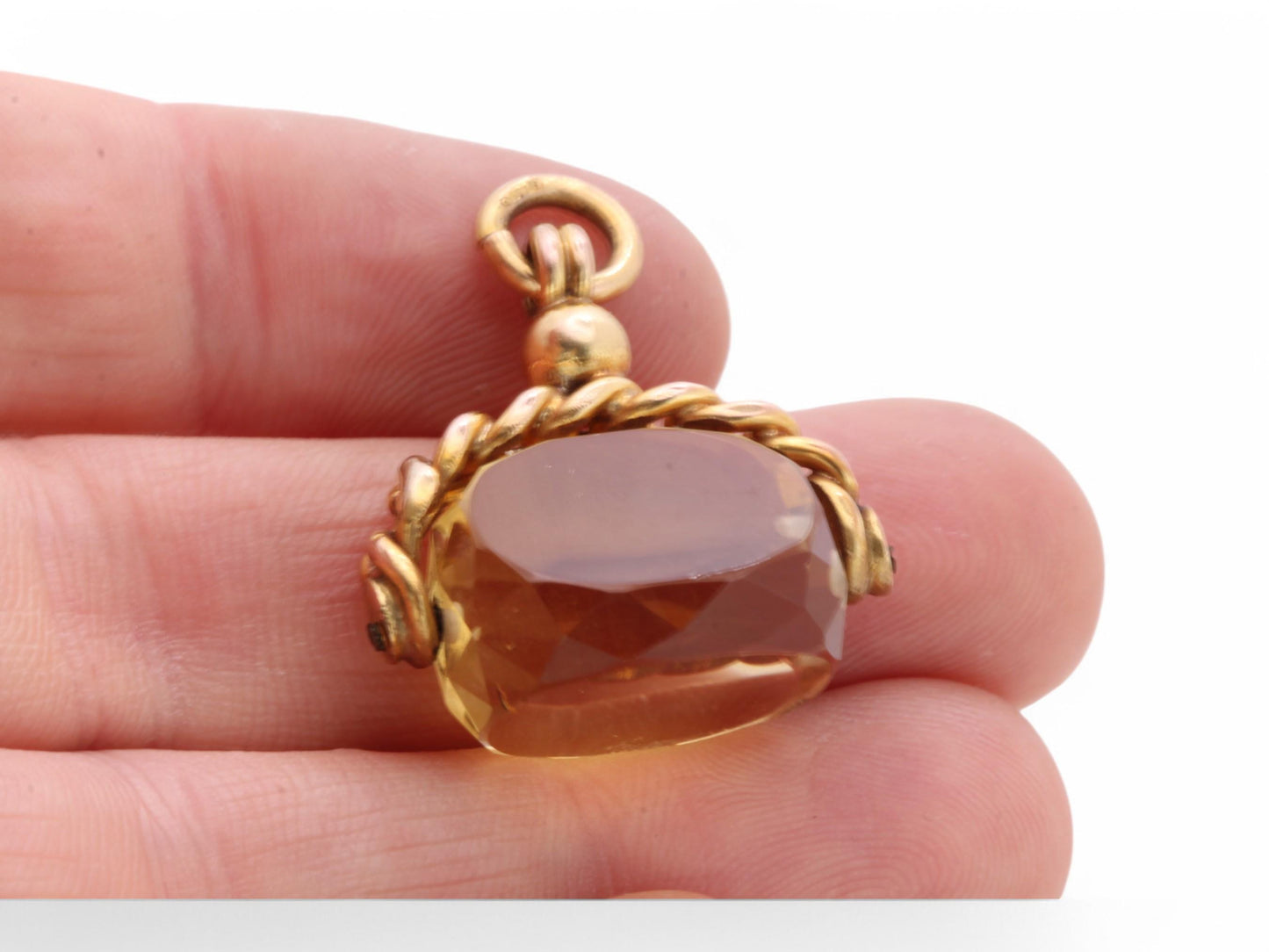 Antique-9ct-Gold-Faceted-Citrine-Spinner-Pendant