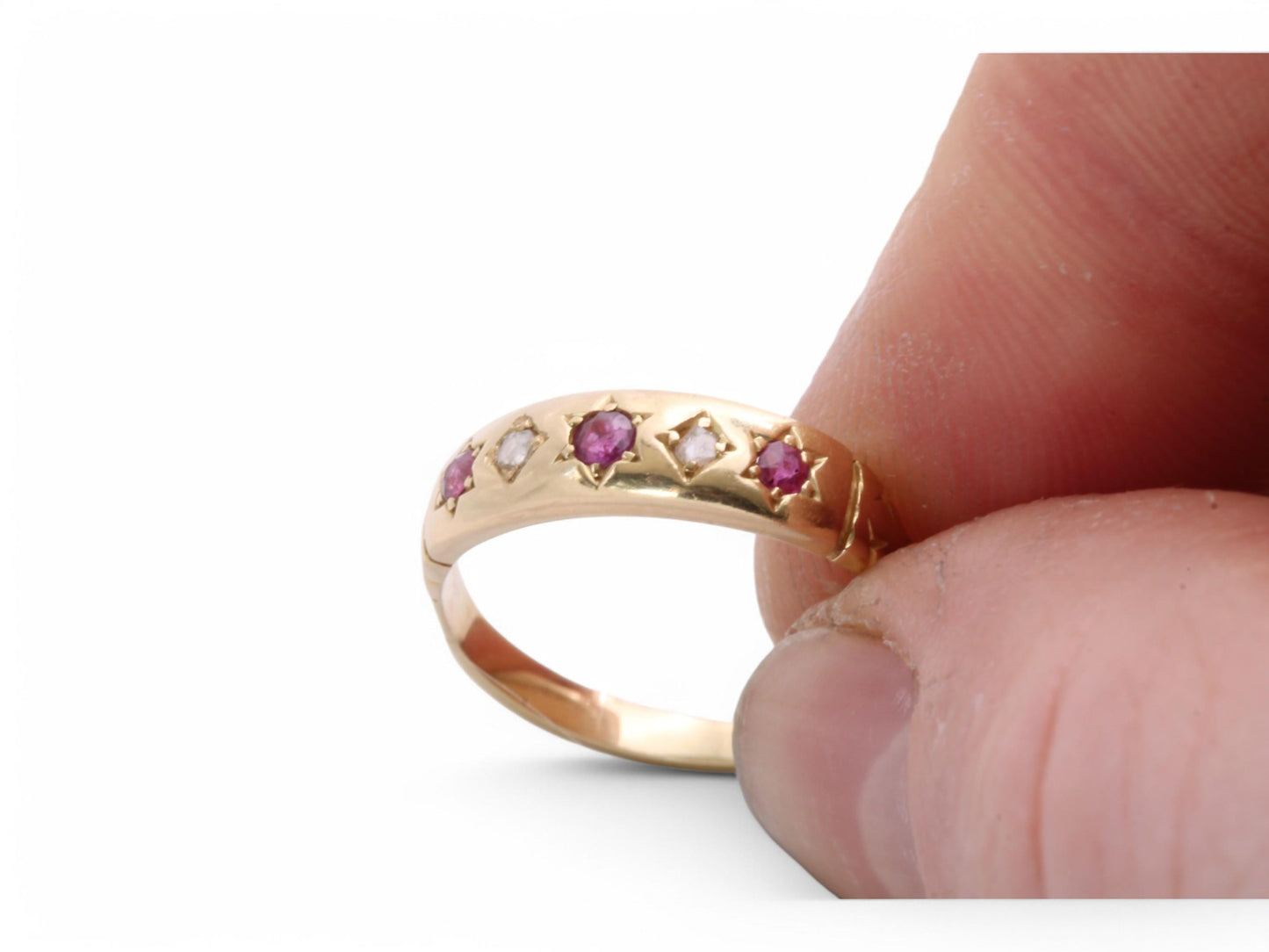 Antique-18ct-Gold-Ruby-Diamond-Gypsy-Ring