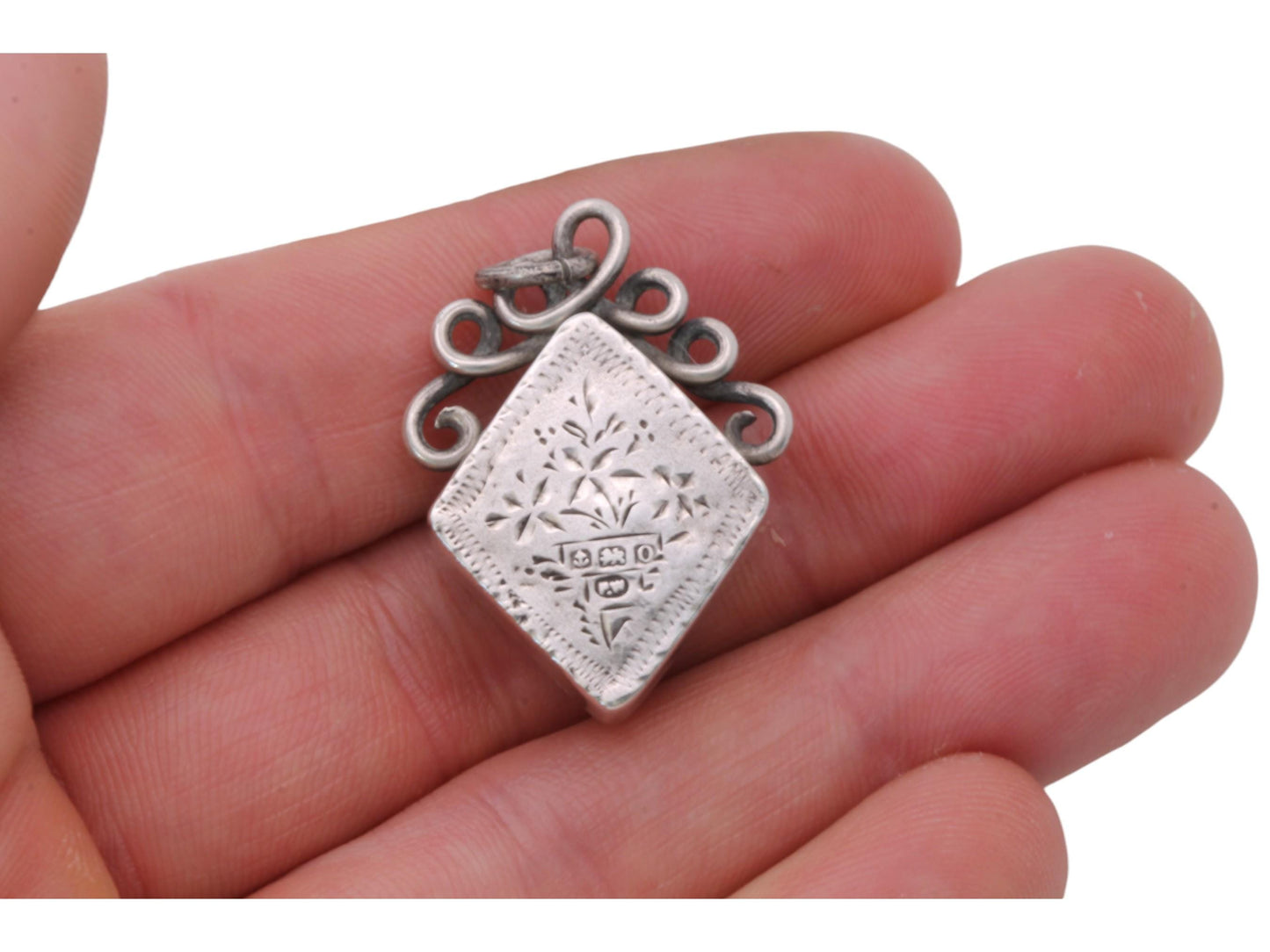 Antique-Sterling-Silver-Lozenge-Shaped-Compass,-1913