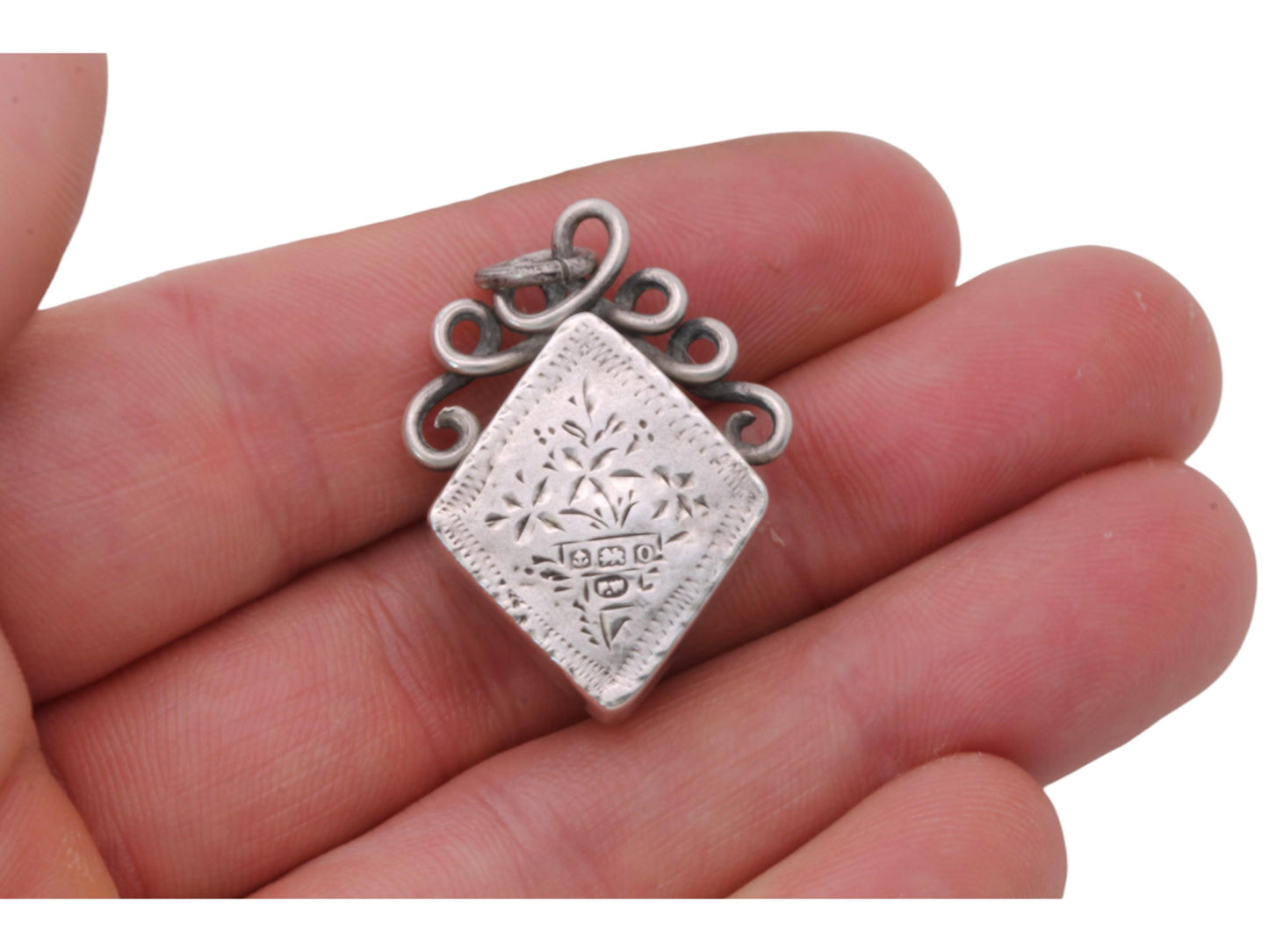 Antique-Sterling-Silver-Lozenge-Shaped-Compass,-1913