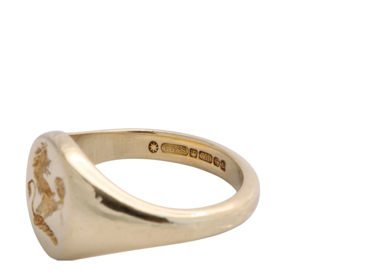 Vintage 18ct Gold Lion Holding Globe Intaglio Crest Signet Ring