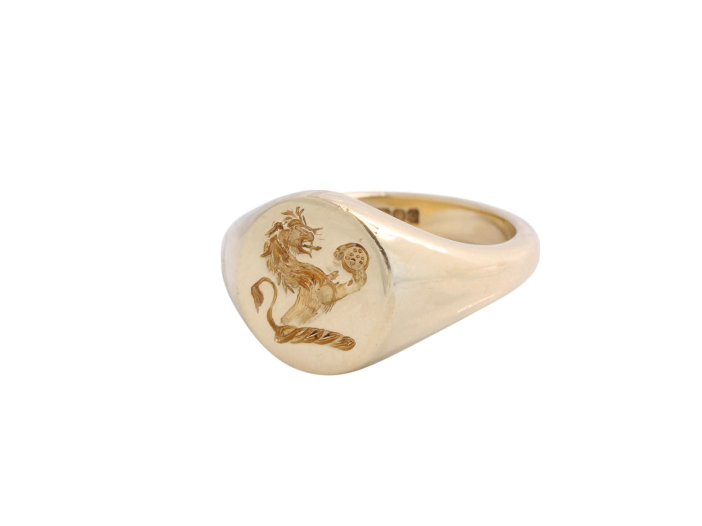 Vintage 18ct Gold Lion Holding Globe Intaglio Crest Signet Ring
