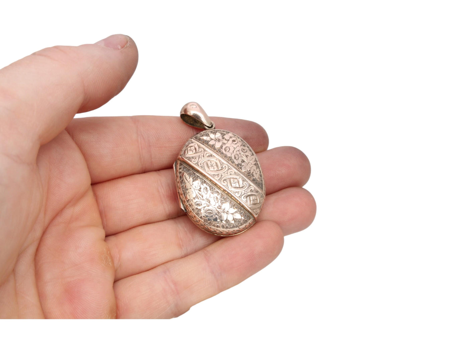 Antique 9ct Gold Chased Forget Me Not Floral Locket