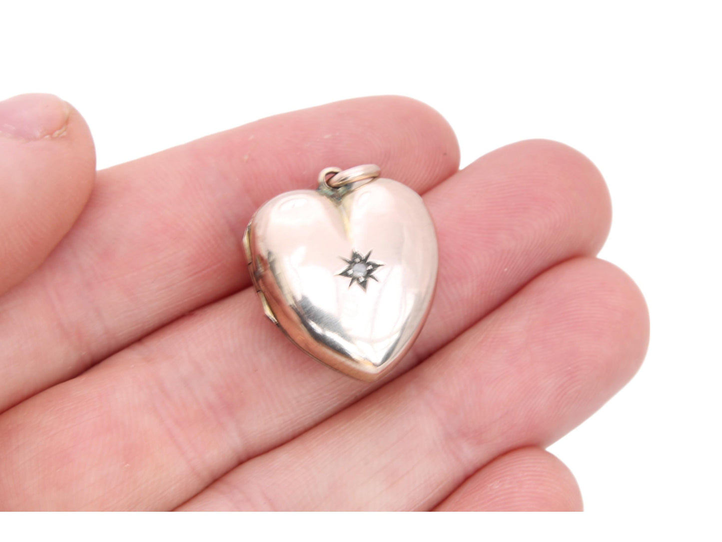 Antique-9ct-Gold-Heart-Diamond-Locket