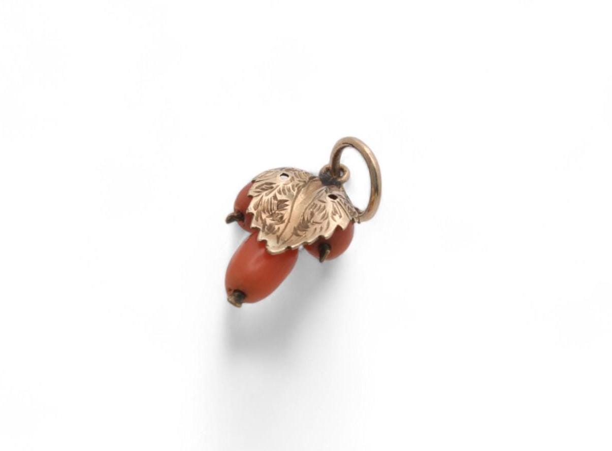 Antique 9ct Gold Coral Grape Charm Pendant