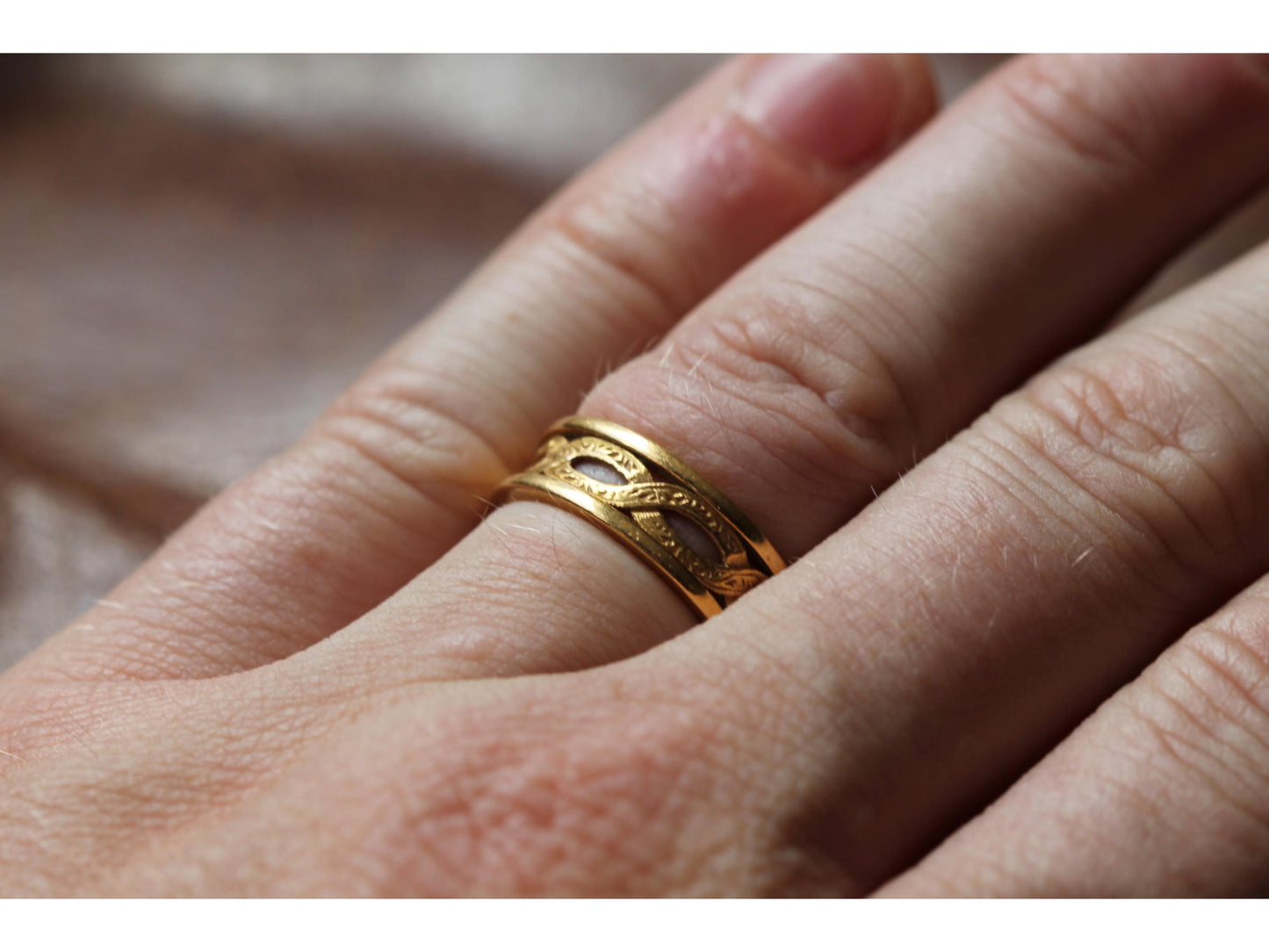 Vintage 22ct Gold Entwined Wedding Band Ring