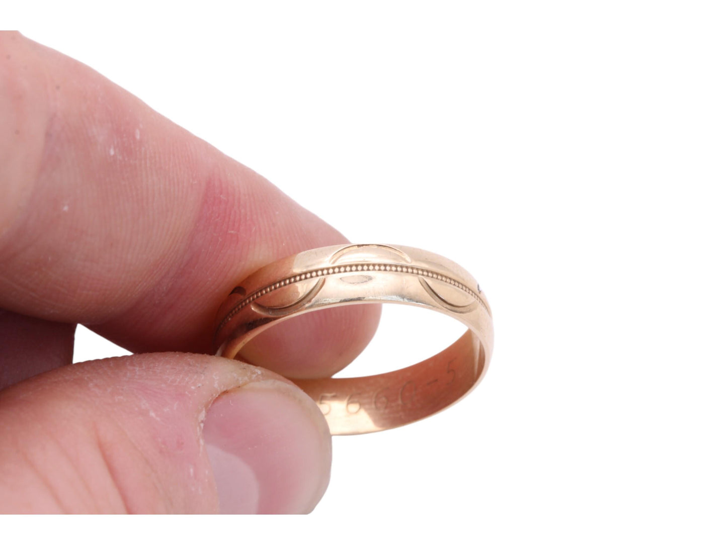 Vintage 9ct Gold Wave Pattern Wedding Band Ring