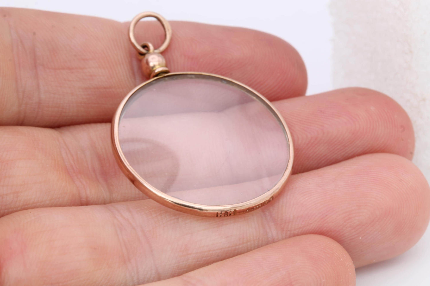 Antique-9ct-Gold-Glass-Open-Face-Locket