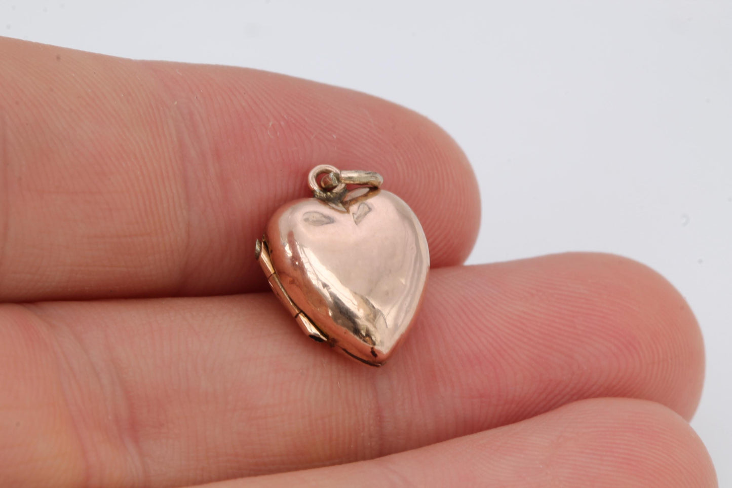 Antique 9ct Gold Small Heart Charm Locket