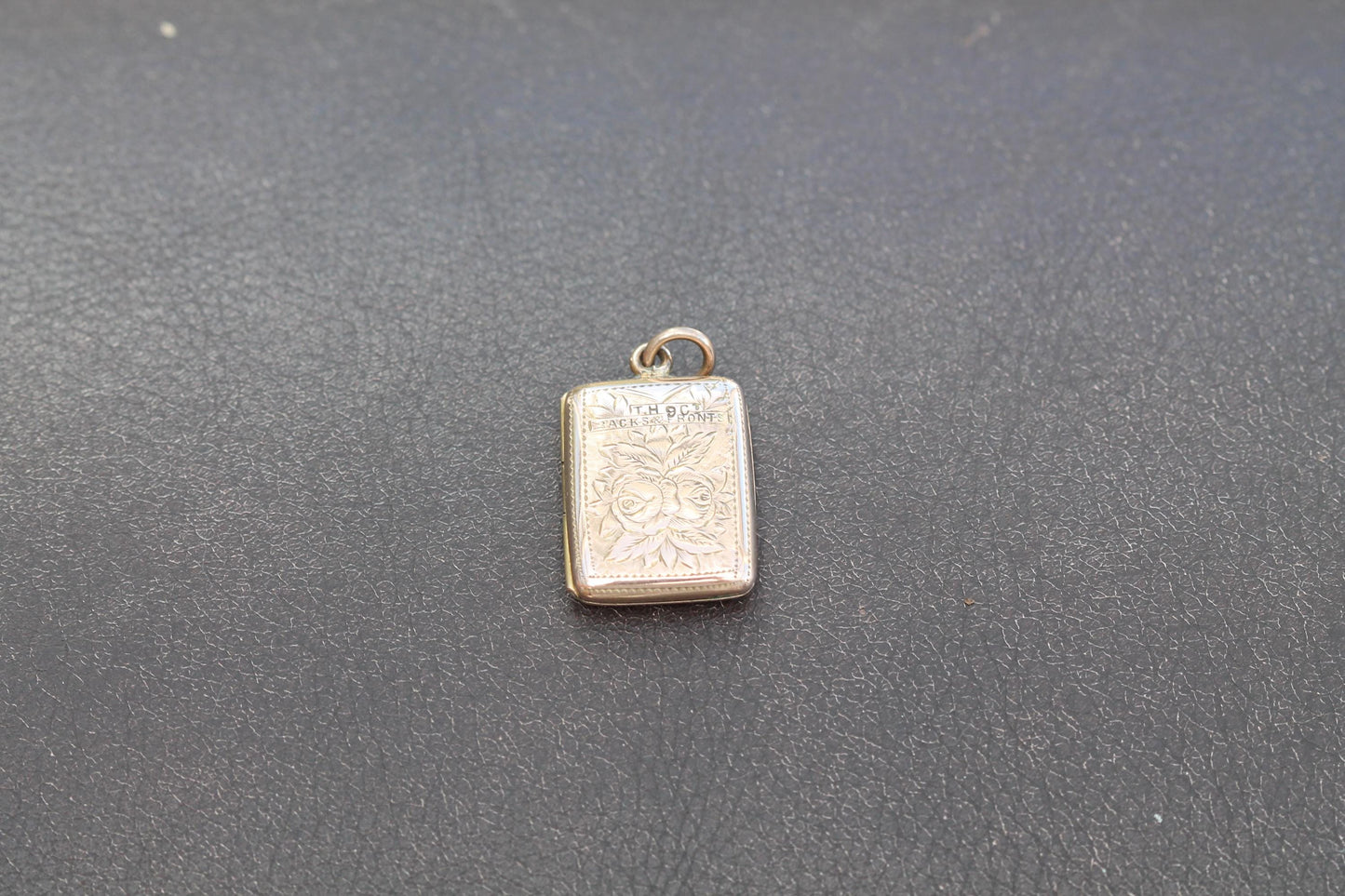 Antique-9ct-Gold-Forget-Me-Not,-Tulip-Locket