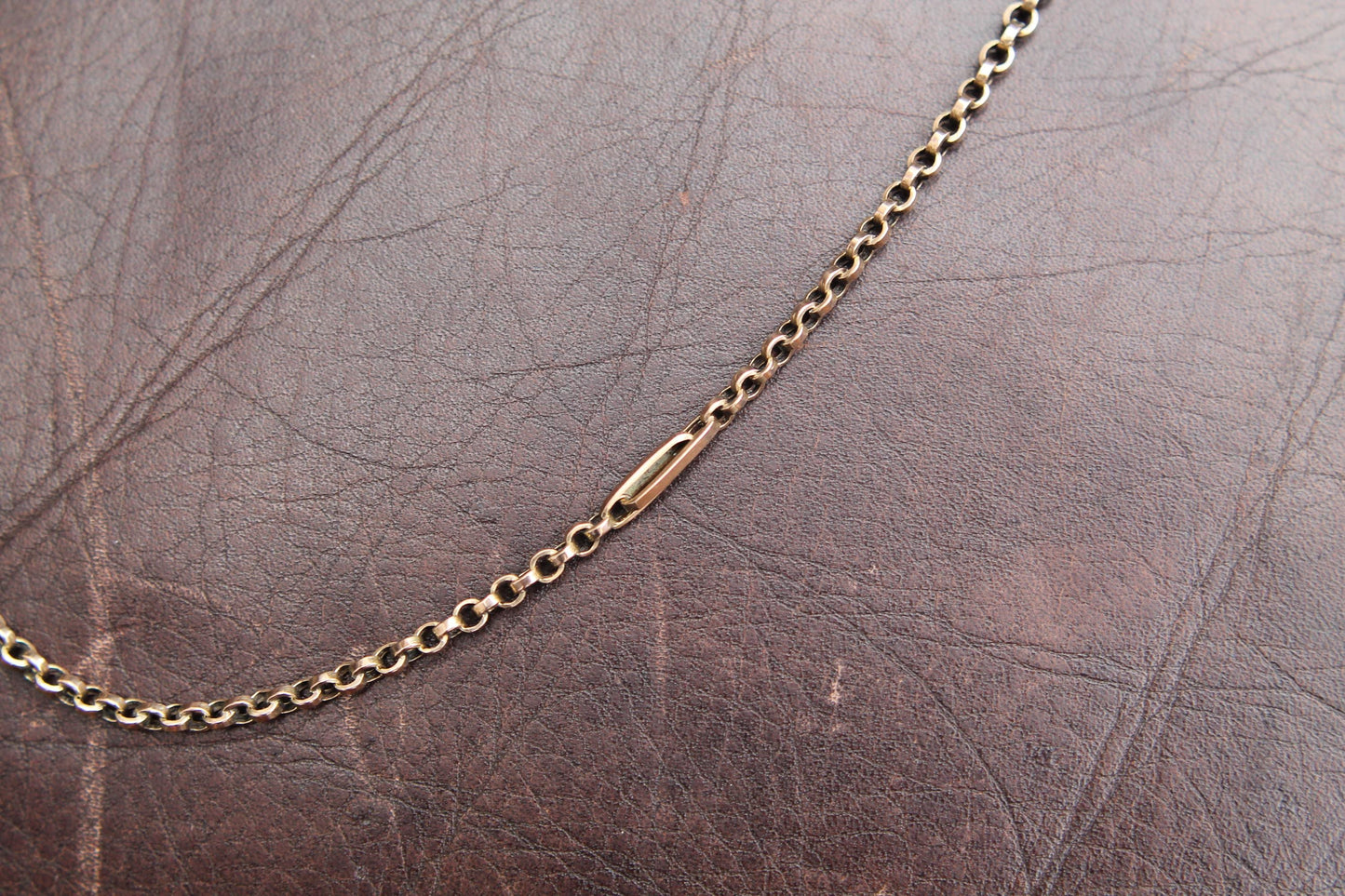 Antique-9ct-Gold-Necklace-Fetter-Links,-19.75"