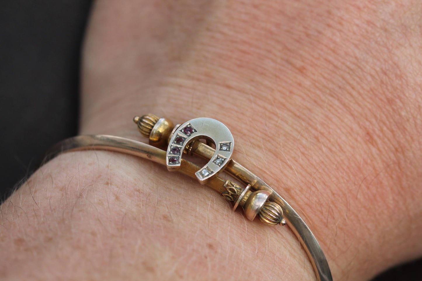 Antique-9ct-Gold-Diamond-Ruby-Lucky-Horseshoe-Bangle-Bracelet,-6.5"