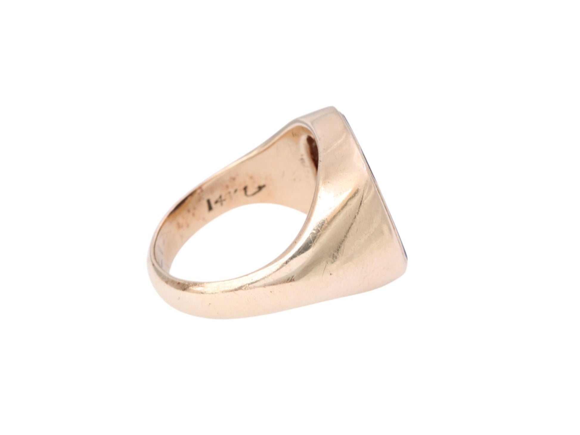 Antique-14ct-Gold-Lapis-Lazuli-Lion-Intaglio-'By-Virtue-And-Courage"-Signet-Ring