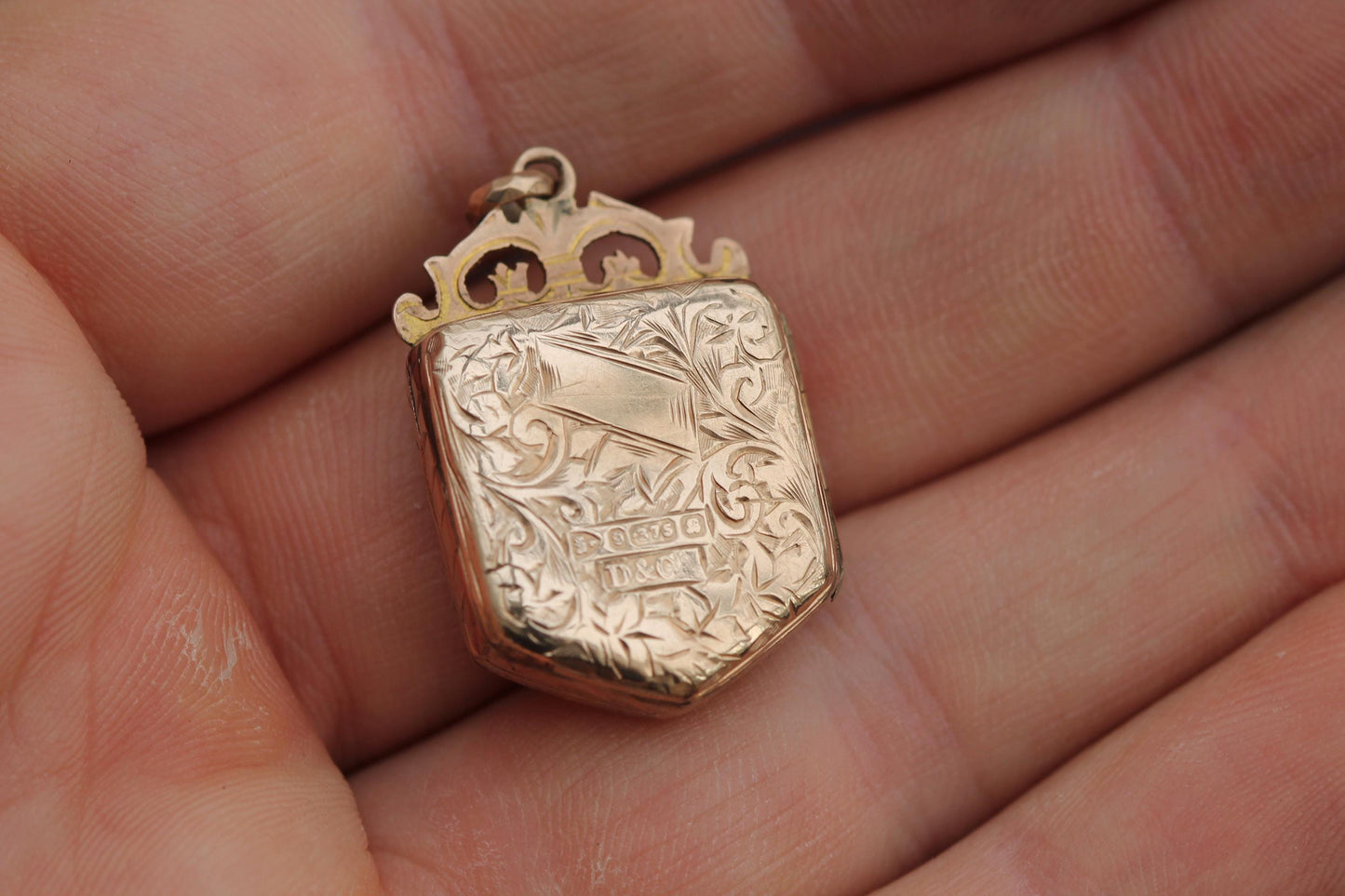 Antique 9ct Gold Shield Locket, 1902