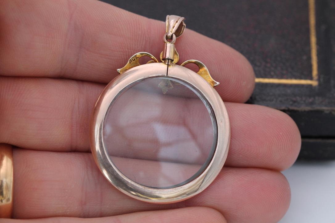 Antique-9ct-Rose-Gold-Pearl-Flower-Open-Glass-Locket,-Edwardian-c.1901