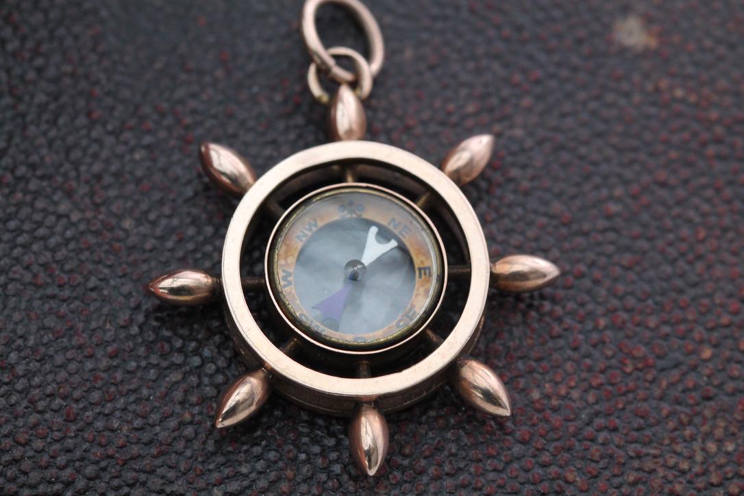 Antique 9ct Gold Compass Pendant