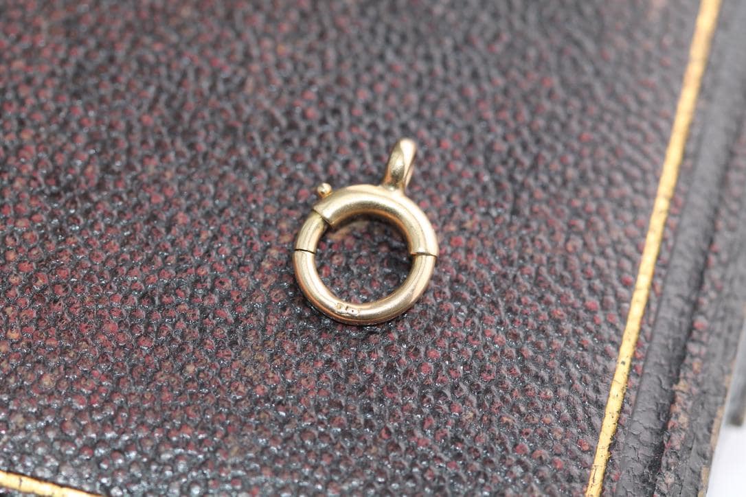 Antique-18ct-Gold-Bolt-Clasp,-10mm