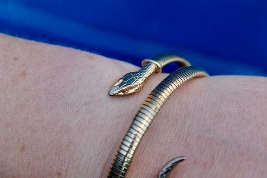 Antique-Rolled-Gold-Expandable-Snake-Bangle,-c.1920