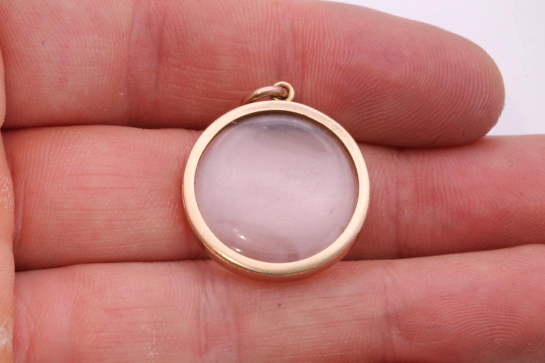 Antique-9ct-Gold-Open-Face-Glass-Locket,-c.1910