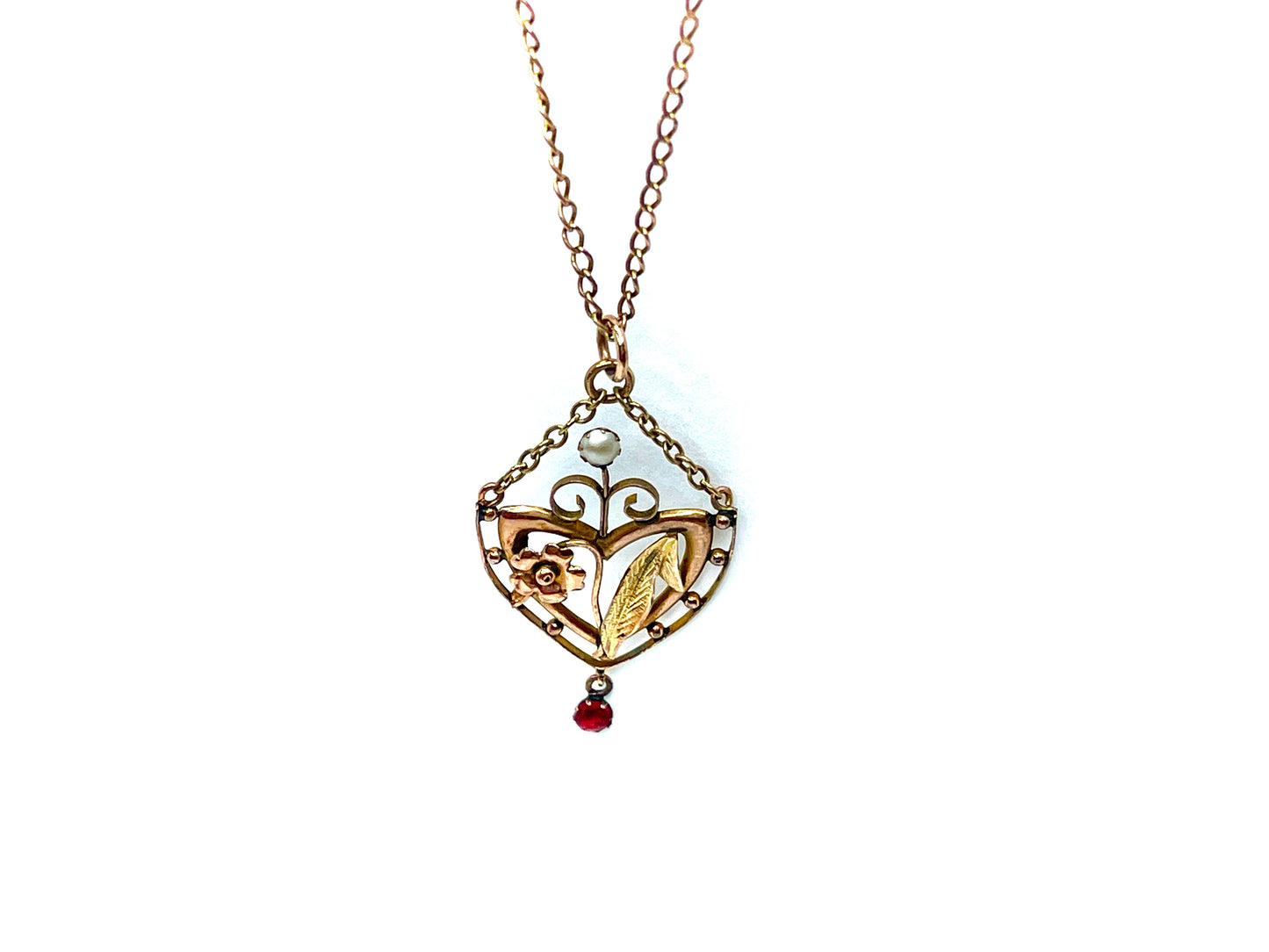 edwardian-9ct-gold-necklace-with-pendant