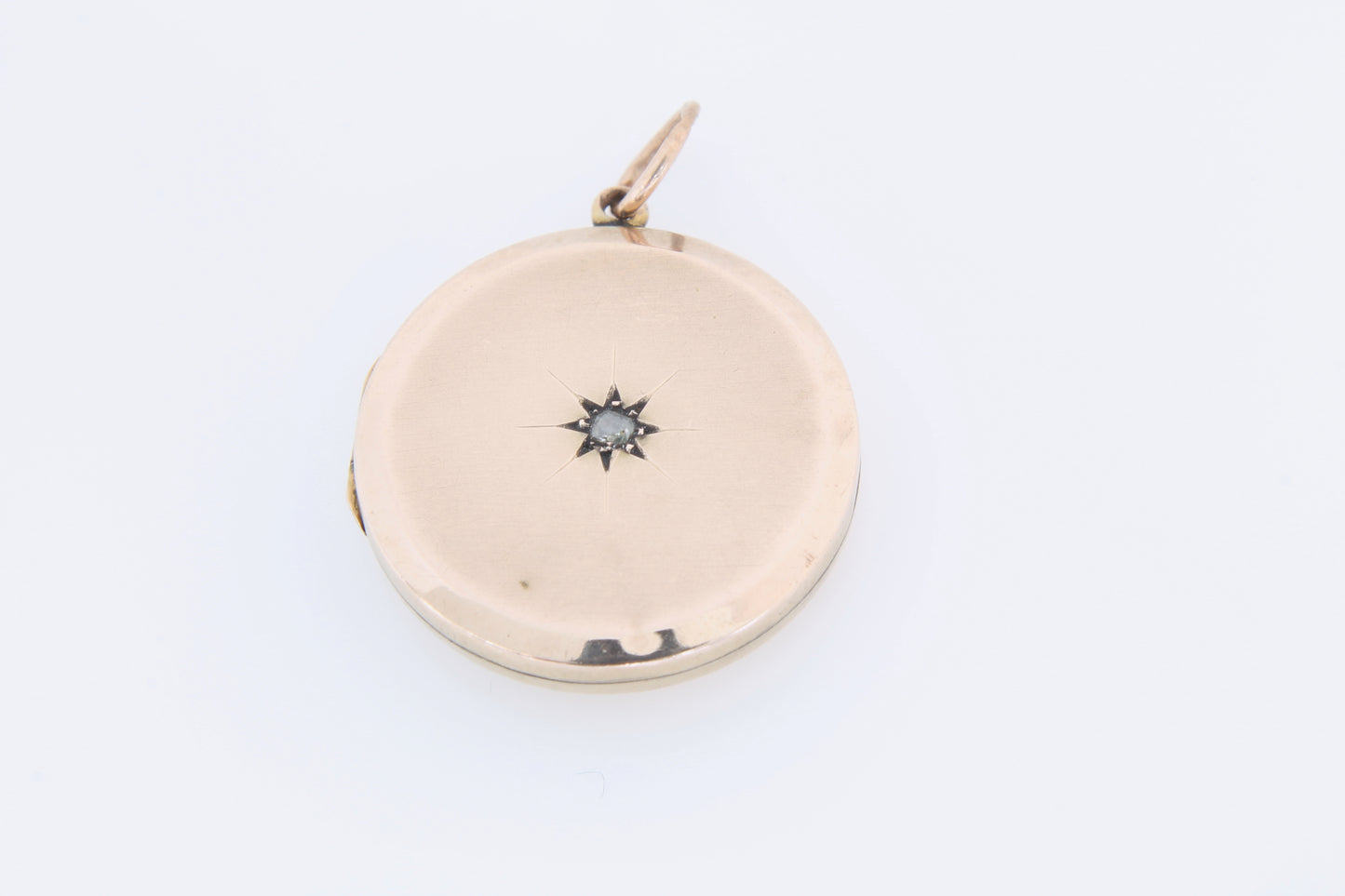 15ct-back-front-diamond-locket