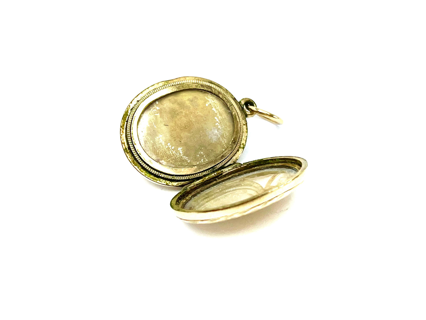 antique-victorian-9ct-gold-locket-c-1880