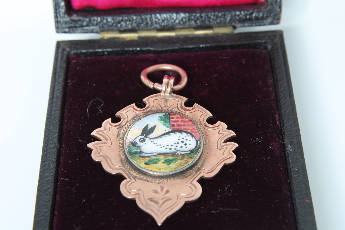 antique-gold-enamel-rabbit-pendant