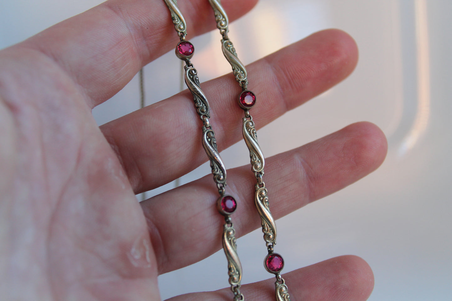 rolled-gold-red-paste-necklace