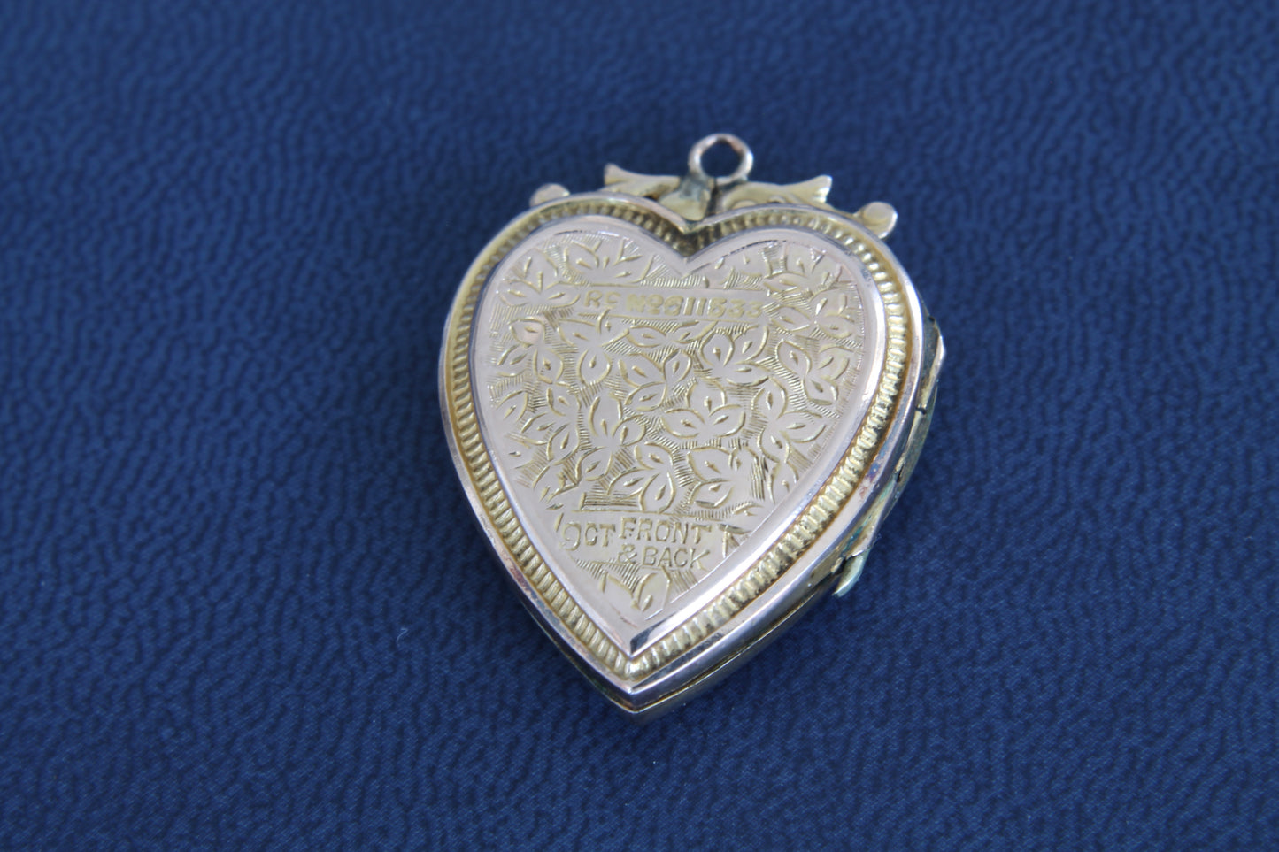 decorative-edwardian-9ct-gold-back-front-heart-locket