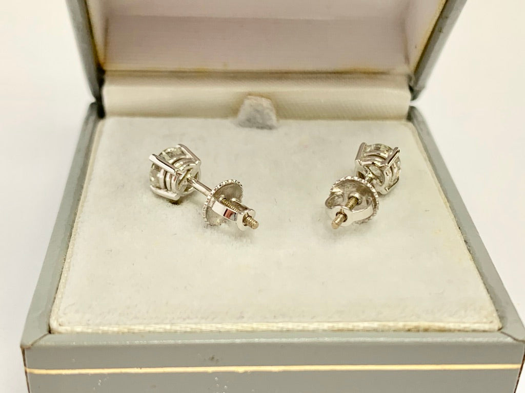 earring