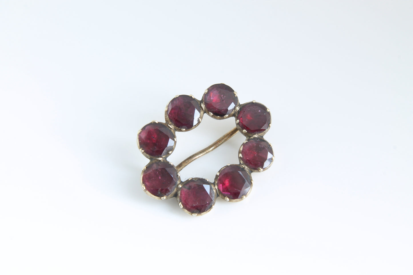 georgian-9ct-gold-and-garnet-brooch